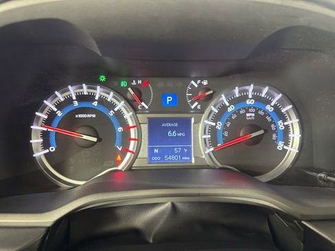Used 2019 Toyota 4Runner SR5 Premium AWD/4WD image 18