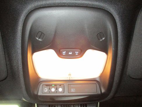 New 2026 GMC Canyon Elevation w/ Convenience Package image 36