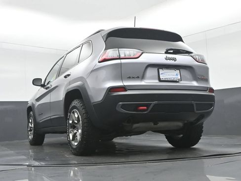 Used 2019 Jeep Cherokee Trailhawk AWD/4WD image 54