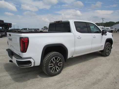 New 2026 GMC Sierra 1500 AT4 w/ AT4 Premium Package AWD/4WD image 5