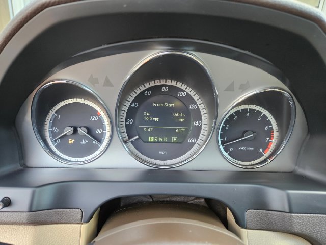 Used 2011 Mercedes-Benz C 300 4MATIC Sedan image 22