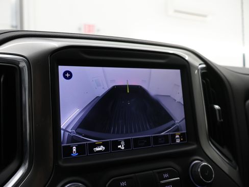 Used 2023 Chevrolet Silverado 3500 LTZ w/ Gooseneck/5TH Wheel Package image 17