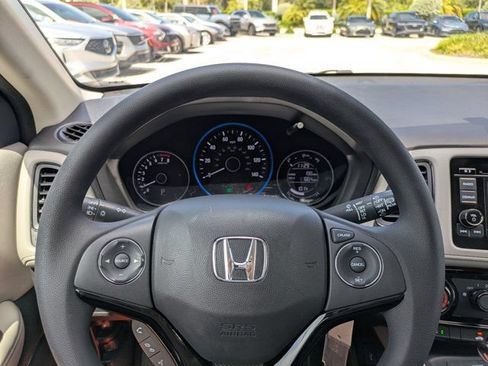 Used 2016 Honda HR-V LX image 24