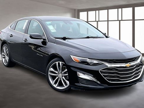 Used 2023 Chevrolet Malibu LT image 1