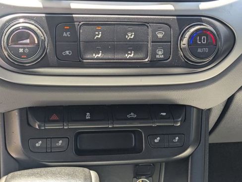 Used 2016 Chevrolet Colorado LT w/ Luxury Package, Chrome RWD image 18