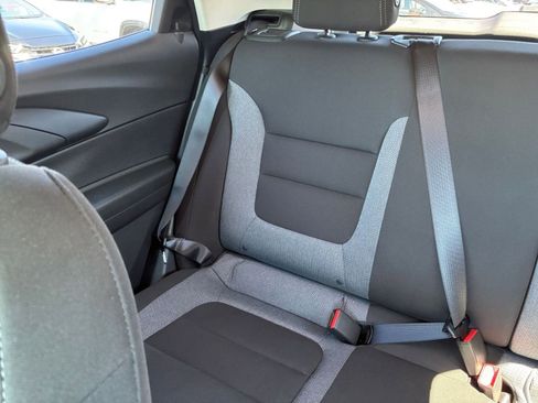 Used 2025 Chevrolet TrailBlazer LT FWD image 32