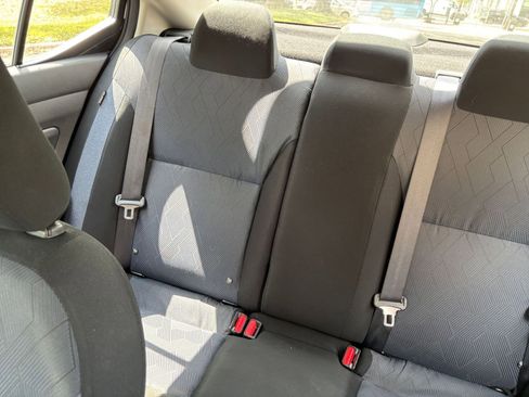 Used 2025 Nissan Versa SV FWD image 34