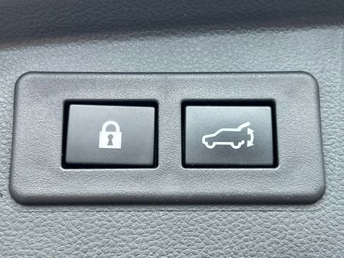 Used 2020 Subaru Outback Premium w/ Popular Package #1 AWD/4WD image 37