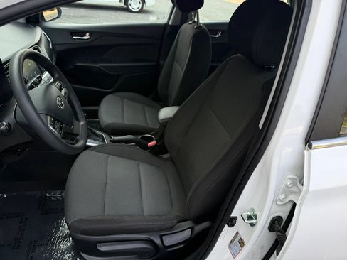 Used 2021 Hyundai Accent SEL FWD image 17