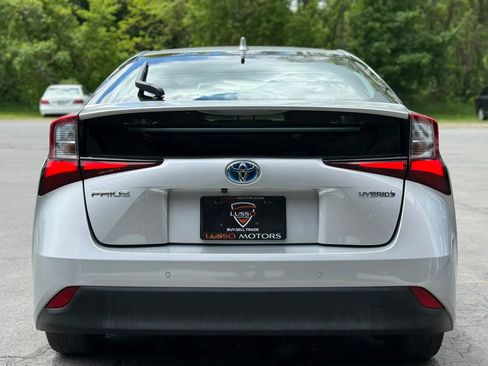 Used 2019 Toyota Prius LE FWD image 5