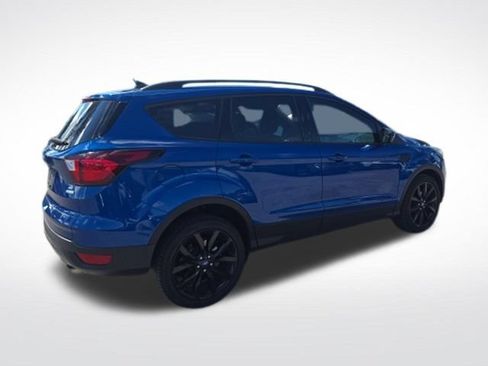 Used 2019 Ford Escape SE FWD image 3