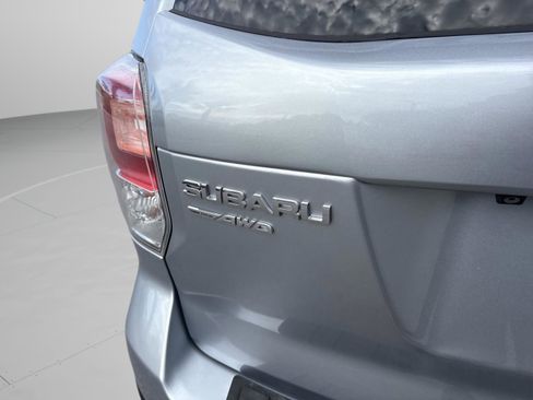Used 2017 Subaru Forester 2.5i Premium image 29