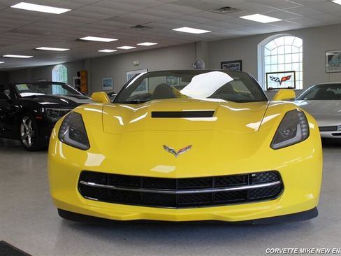 Used 2016 Chevrolet Corvette Stingray Convertible w/ 2LT Preferred Equipment Group RWD image 12