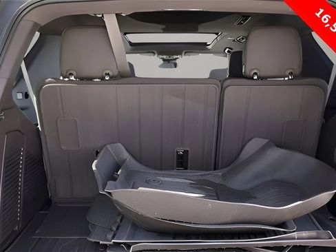 Used 2024 GMC Yukon Denali image 25