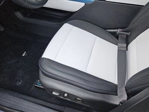 New 2026 Chevrolet Equinox EV LT image 4