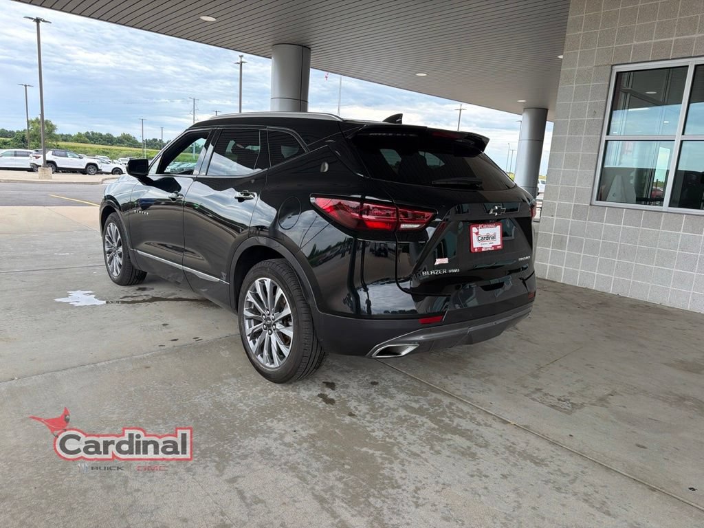 Used 2024 Chevrolet Blazer Premier w/ Driver Confidence II Package AWD/4WD image 3