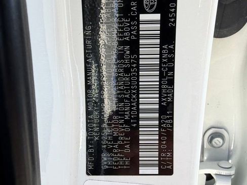 Used 2025 Toyota Camry LE image 26