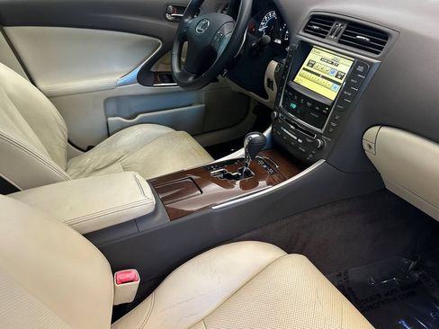 Used 2010 Lexus IS 250 RWD image 15