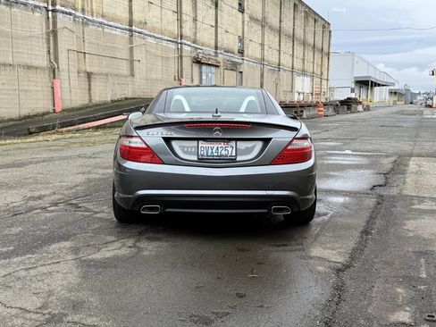 Used 2016 Mercedes-Benz SLK 350 image 8
