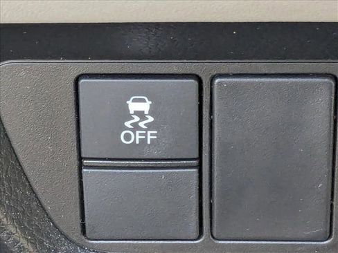 Certified 2023 Honda HR-V LX image 13