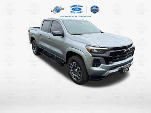 Used 2025 Chevrolet Colorado Z71 AWD/4WD image 25