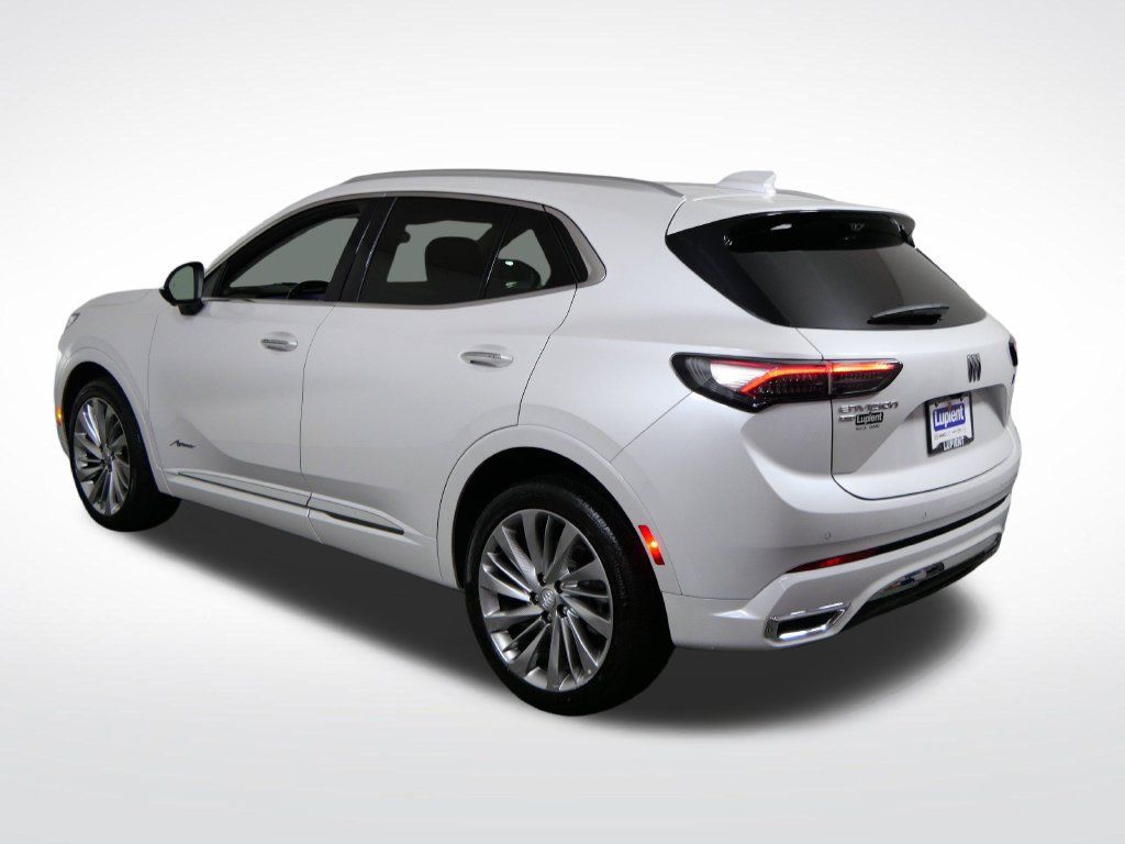 Used 2025 Buick Envision Avenir AWD/4WD image 10