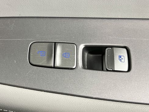 Used 2024 Hyundai Palisade SEL FWD image 31
