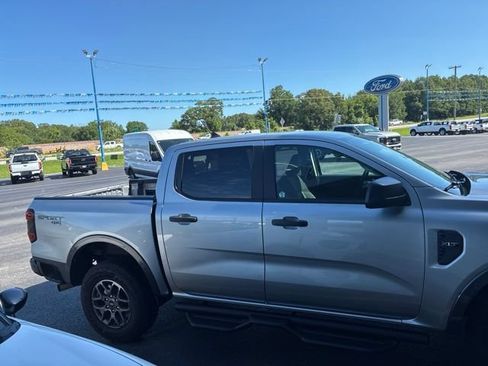 Used 2024 Ford Ranger XLT w/ Trailer Tow Package AWD/4WD image 3
