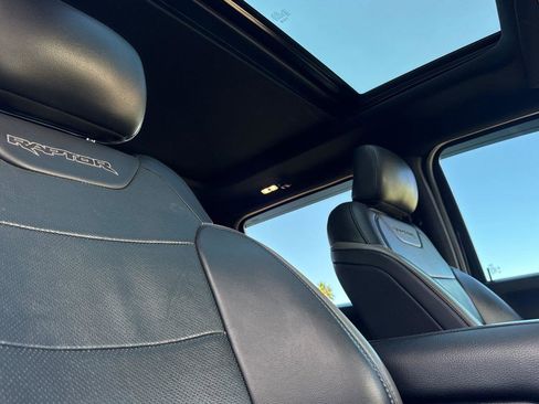 Used 2017 Ford F150 Raptor w/ Equipment Group 802A Luxury image 17