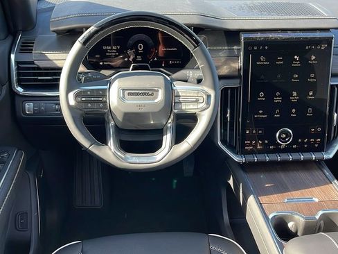 New 2026 GMC Acadia Denali w/ Super Cruise Package image 14