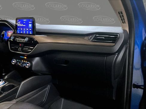 Used 2020 Ford Escape Titanium FWD image 30