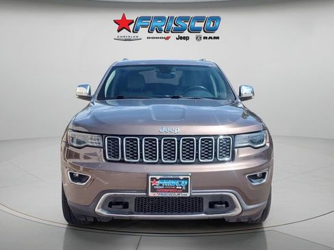 Used 2017 Jeep Grand Cherokee Limited w/ Luxury Group II AWD/4WD image 2