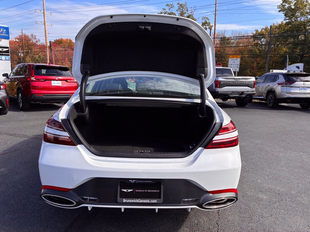 Used 2025 Genesis G70 2.5T AWD/4WD image 11