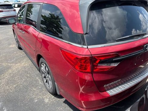 Used 2022 Honda Odyssey Touring image 4