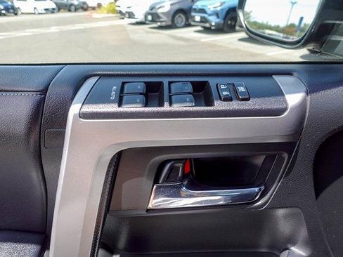 Used 2019 Toyota 4Runner SR5 Premium AWD/4WD image 14