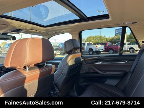 Used 2015 BMW X5 xDrive35d image 22