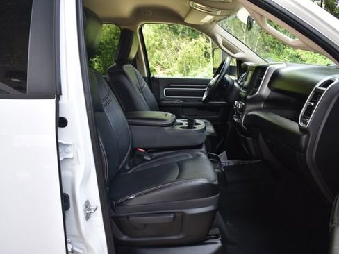 Used 2019 RAM 2500 Big Horn RWD image 16
