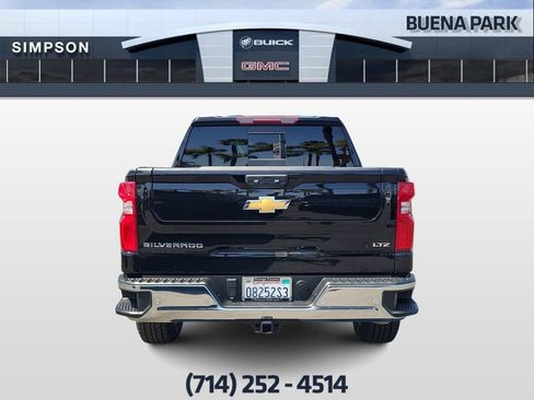 Used 2023 Chevrolet Silverado 1500 LTZ w/ LTZ Convenience Package II RWD image 7