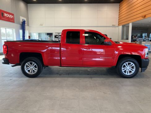 Used 2017 Chevrolet Silverado 1500 LT w/ All Star Edition image 4