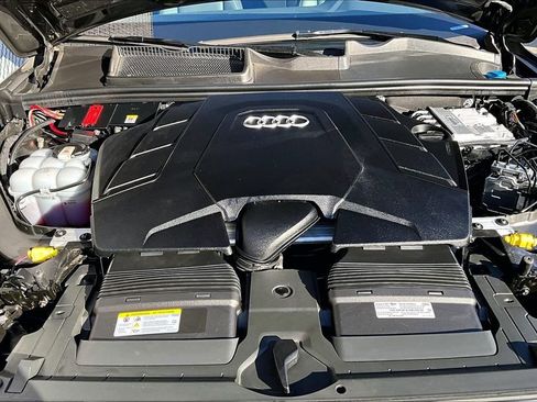 Used 2023 Audi Q7 3.0T Premium Plus w/ Premium Plus Package image 29