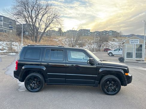 Used 2015 Jeep Patriot Sport w/ Power Value Group image 9