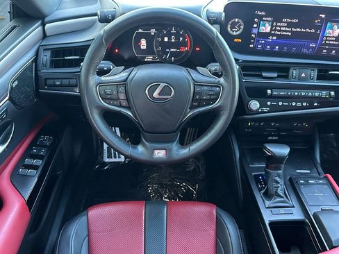 Certified 2022 Lexus ES 350 F Sport image 14