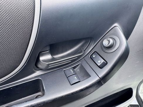Used 2010 Ford Ranger XLT image 19