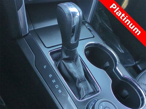 Used 2017 Ford Explorer Platinum image 27