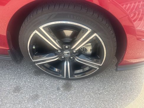 Used 2023 Honda Accord Sport image 8