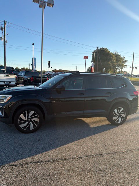 Used 2025 Volkswagen Atlas SE FWD image 5