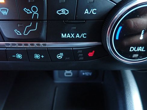 New 2025 Ford Escape ST-Line w/ Cold Weather Package image 18