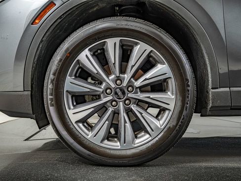 Used 2022 Lincoln Corsair Reserve FWD image 10