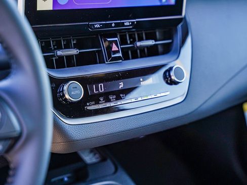 New 2026 Toyota Corolla SE image 25