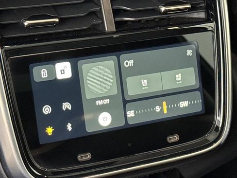 Used 2022 Rivian R1S Launch Edition AWD/4WD image 18